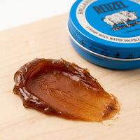 Reuzel Blue Pomade, närbild på textur