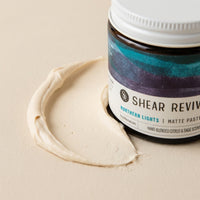 Shear Revival Northern Lights Matte Paste - närbild på textur