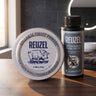 Reuzel matt-set, hela setet på en träbänk
