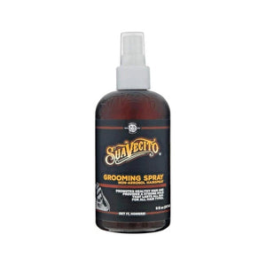 Suavecito Grooming Spray, framsida brun flaska med spraymunstycke och etikett